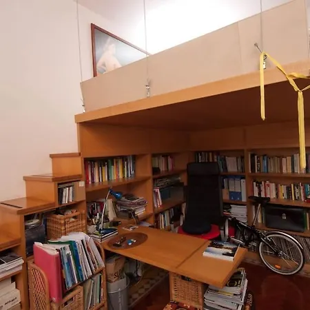 The Vatican Flat *
